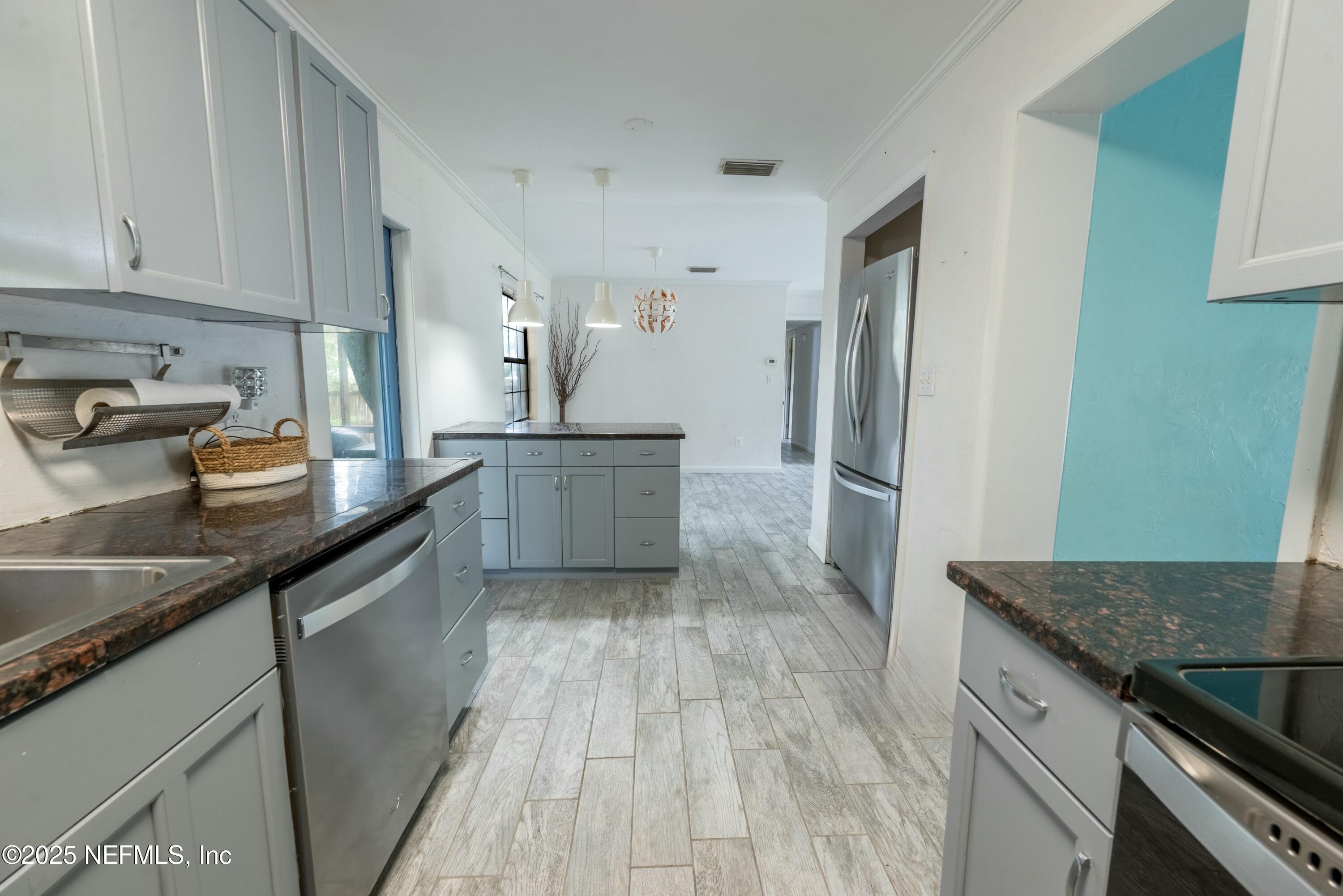 1208 Johns Drive Starke, FL 32091 - Photo 8 of 88 tempImageNgumzh