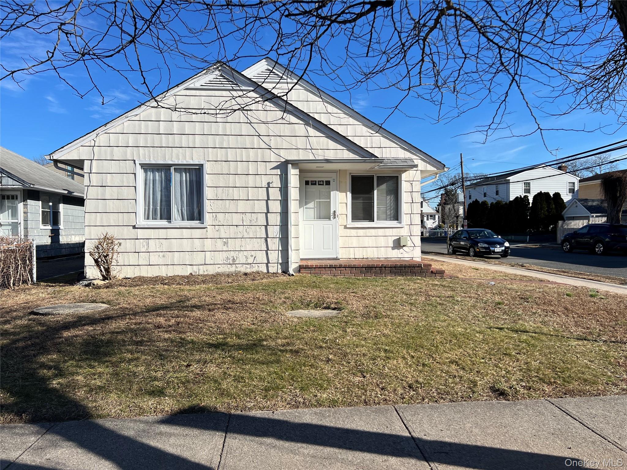 40 Firwood Road, Unit MAIN ST Port Washington, NY 11050 - Photo 2 of 4