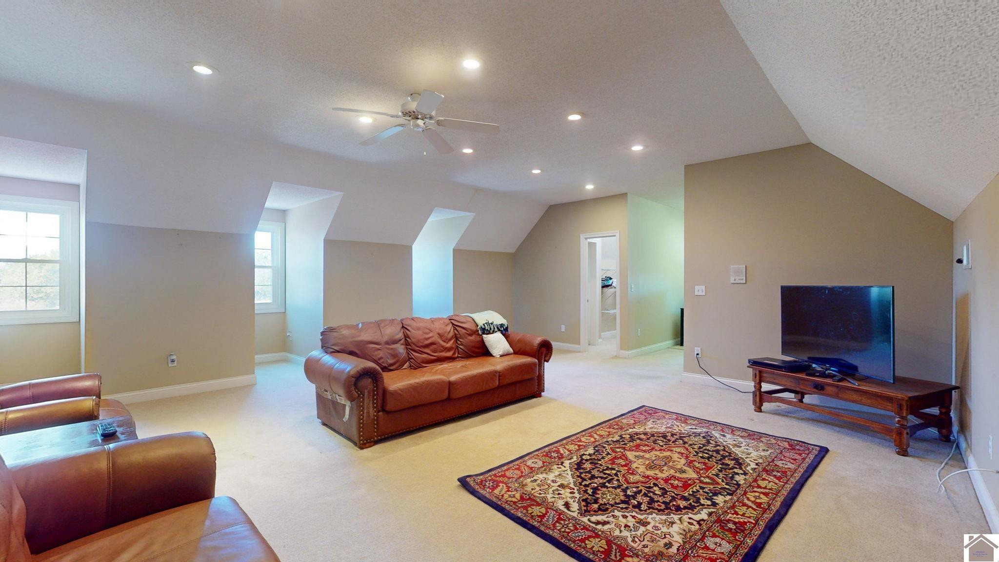 714 Oaks Country Club Road Murray, KY 42071 - Photo 24 of 35 Den upstairs