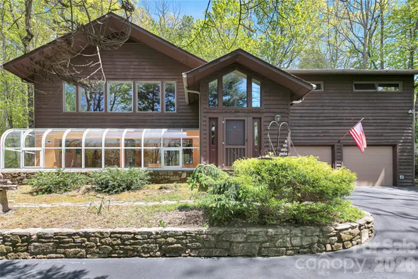 $733,000 | 71 Elseetos Drive, Brevard, NC 28712