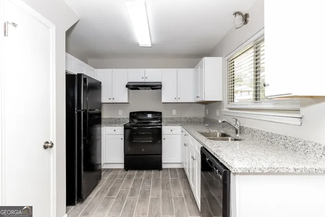 $1,645 | 6310 Beethoven Circle, Riverdale, GA 30296