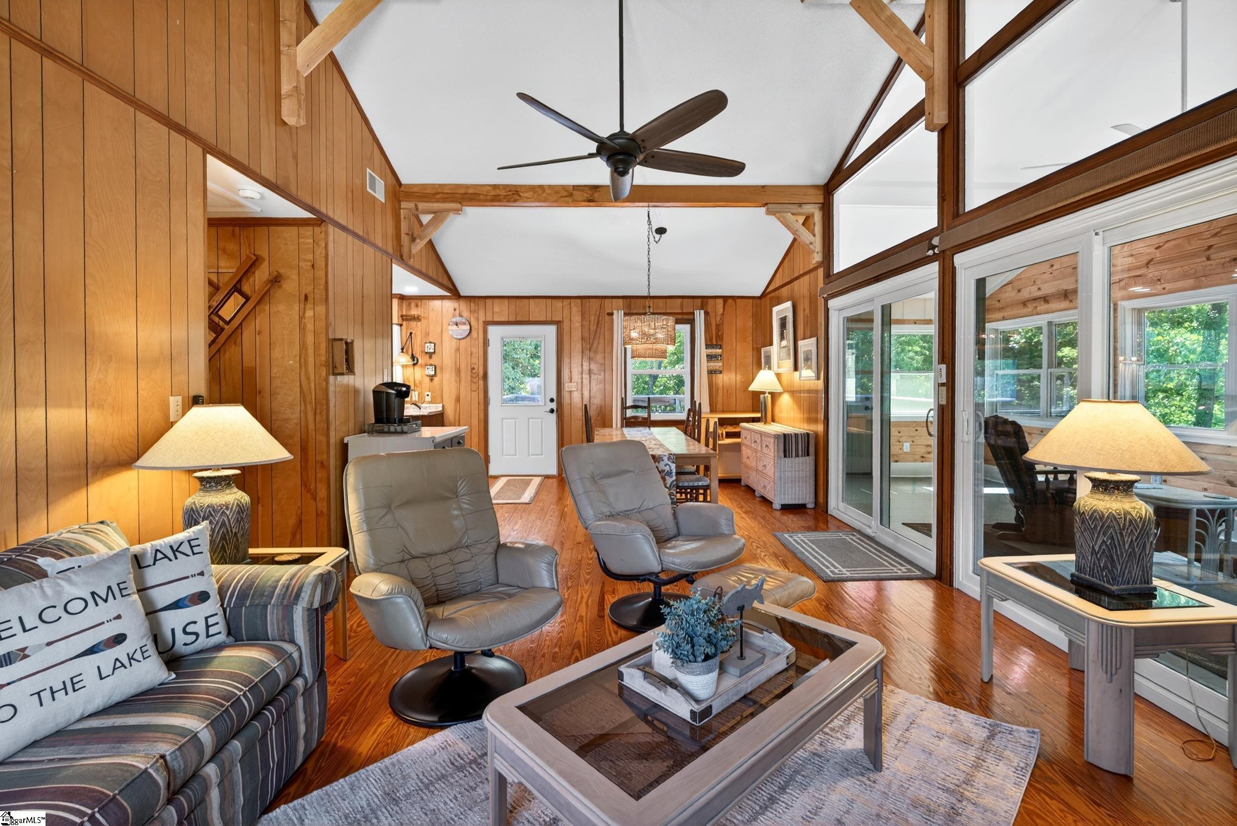 245 Perry Circle Townville, SC 29689 - Photo 11 of 42