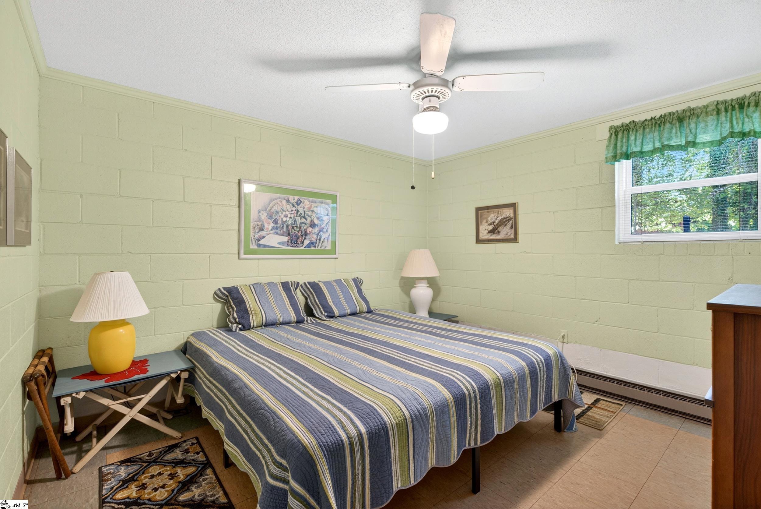 245 Perry Circle Townville, SC 29689 - Photo 23 of 42