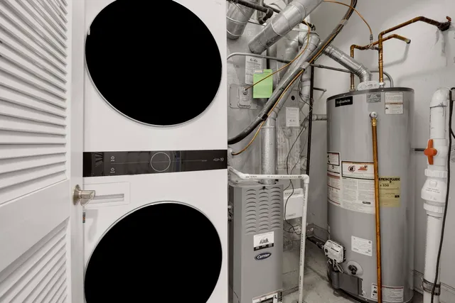 $499,000 | 218 South Laflin Street, Unit 101, Chicago, IL 60607