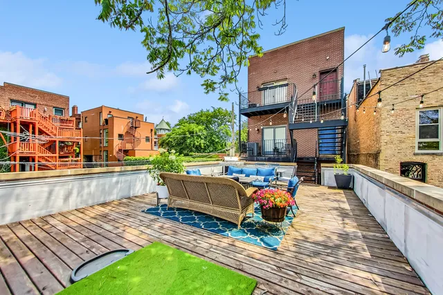 $499,000 | 218 South Laflin Street, Unit 101, Chicago, IL 60607