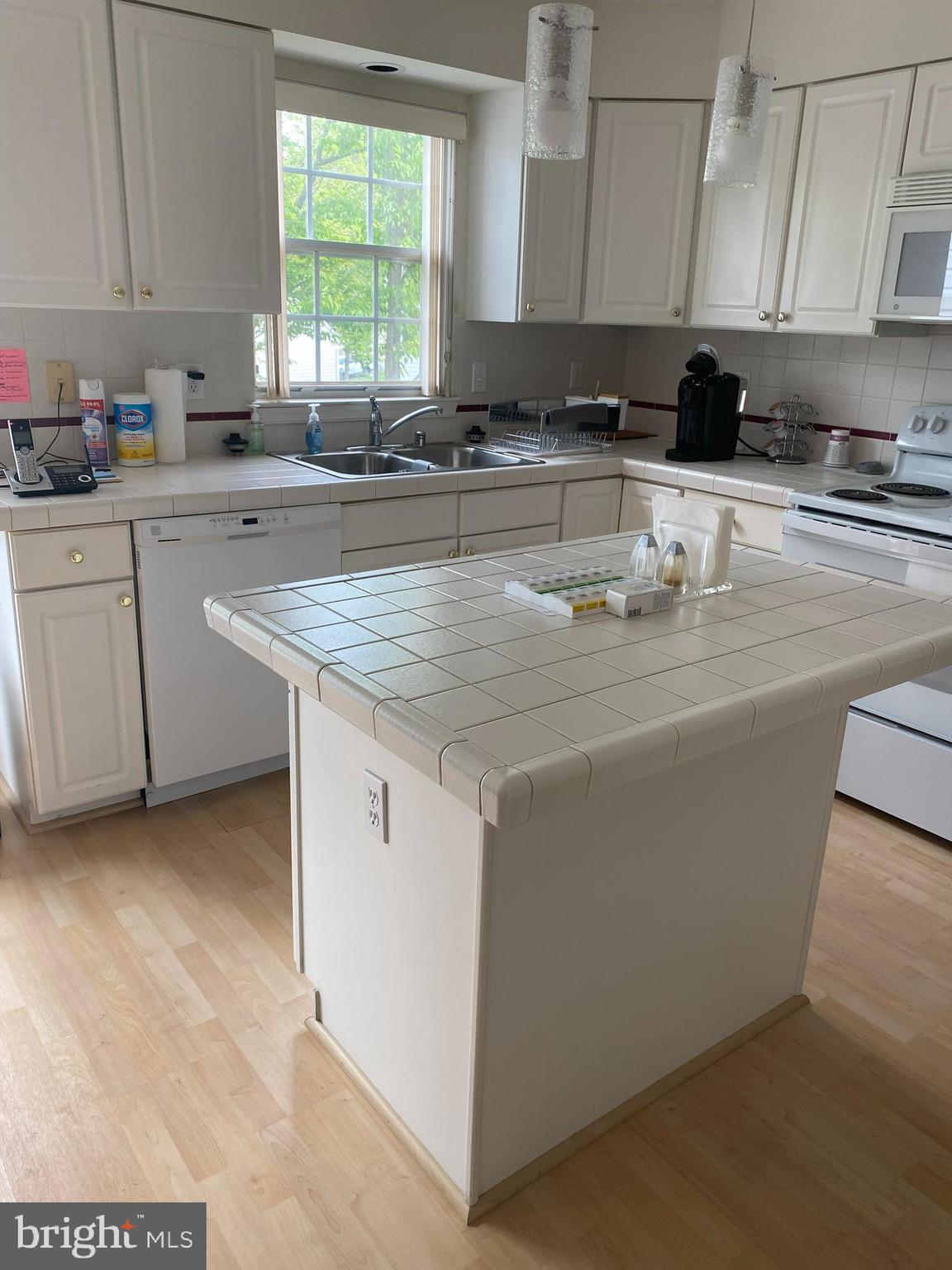 9437 Joleon Road Randallstown, MD 21133 - Photo 3 of 17 Kitchen