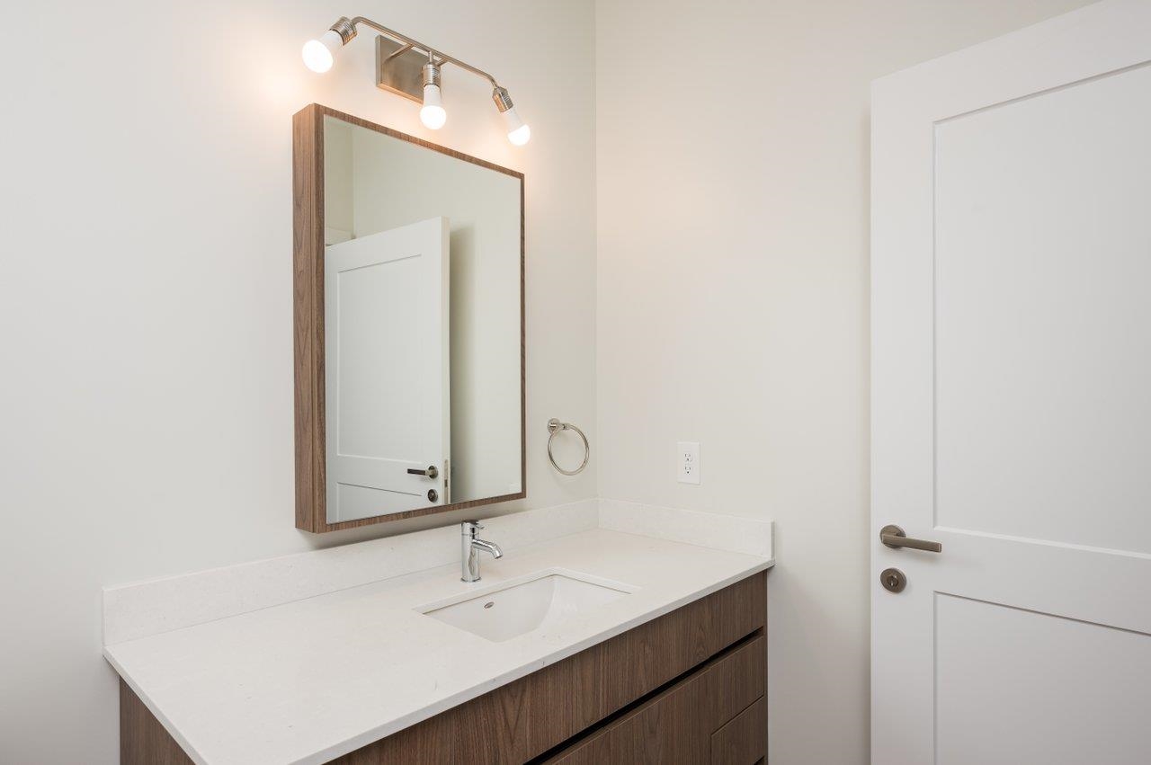 55 North Main Street, Unit 405 Rochester, NH 03867 - Photo 19 of 25