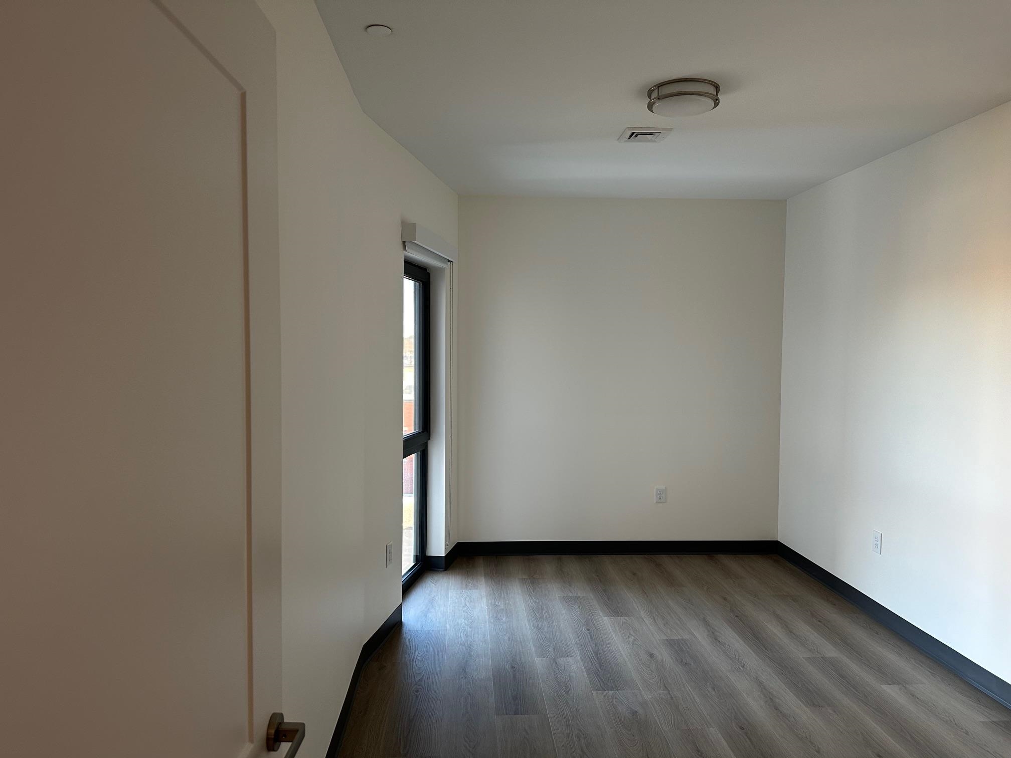 55 North Main Street, Unit 405 Rochester, NH 03867 - Photo 10 of 25