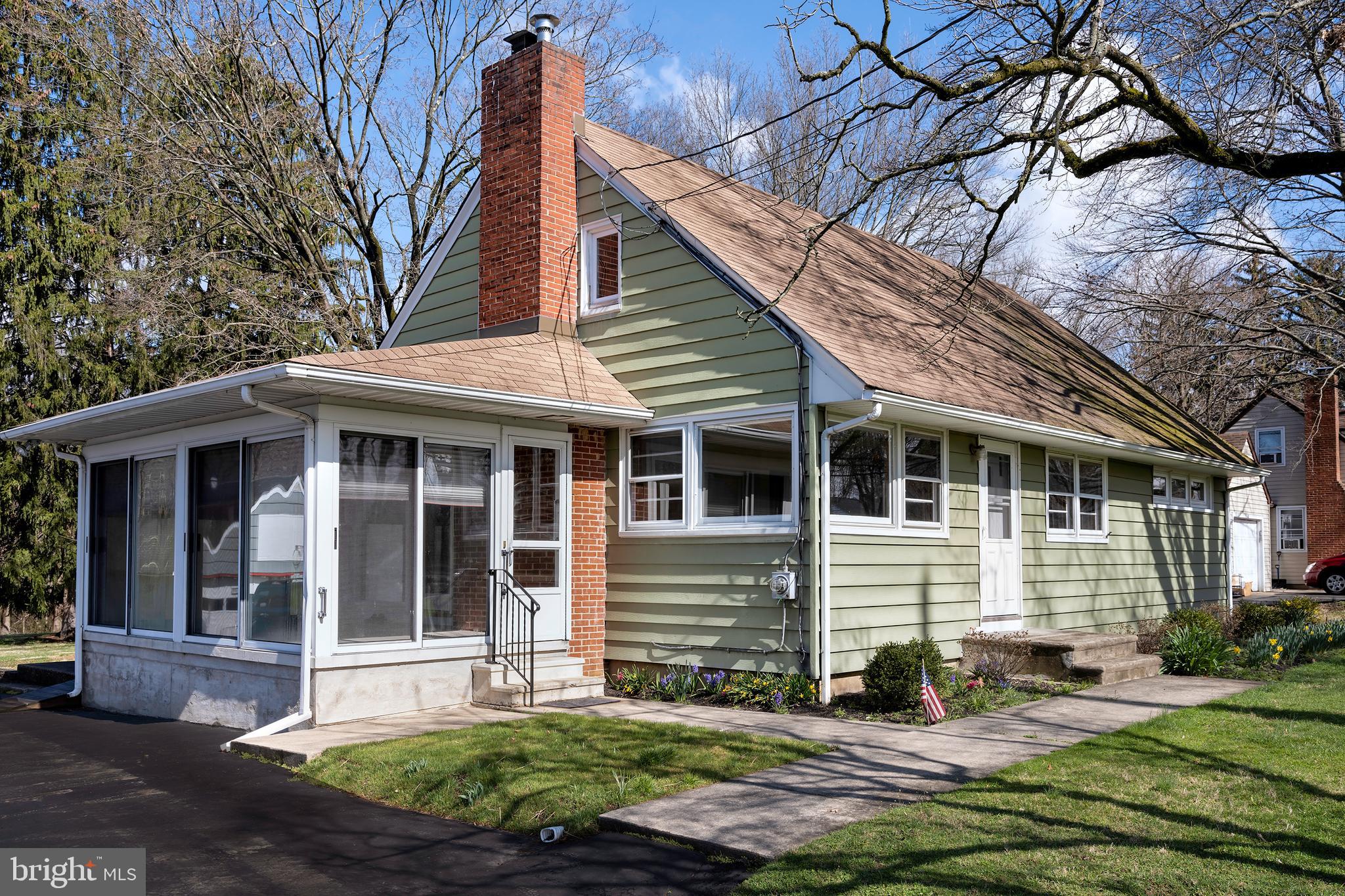 19 Federal City Road Ewing, NJ 08638 - Photo 3 of 26