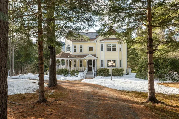 $710,000 | 34 Meadow Brook Road, Grantham, NH 03753