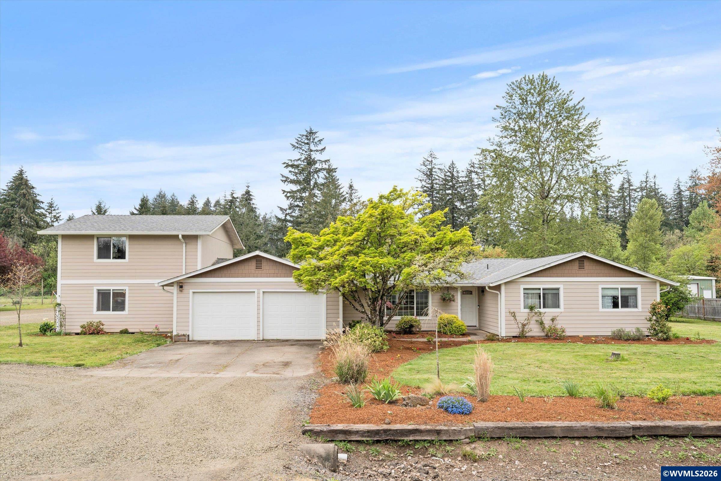 30434 Santiam River Road Lebanon, OR 97355 - Photo 10 of 42 Gallery Image 10