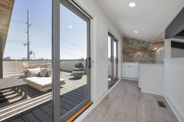 $6,995 | 1007 Summit Avenue, Unit 2, Nashville, TN 37203