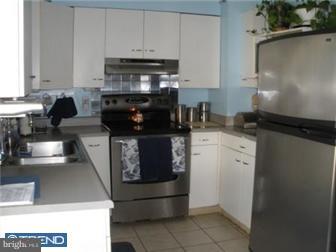 9225 Academy Road Philadelphia, PA 19114 - Photo 3 of 9 Kitchen