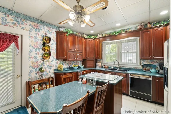 633 North Capitol Avenue, Corydon, IN 47112