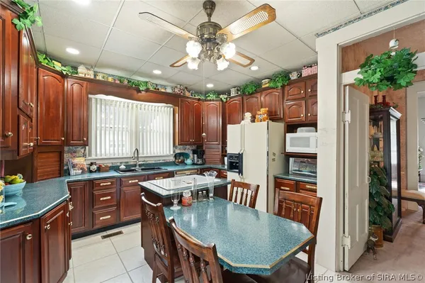 633 North Capitol Avenue, Corydon, IN 47112