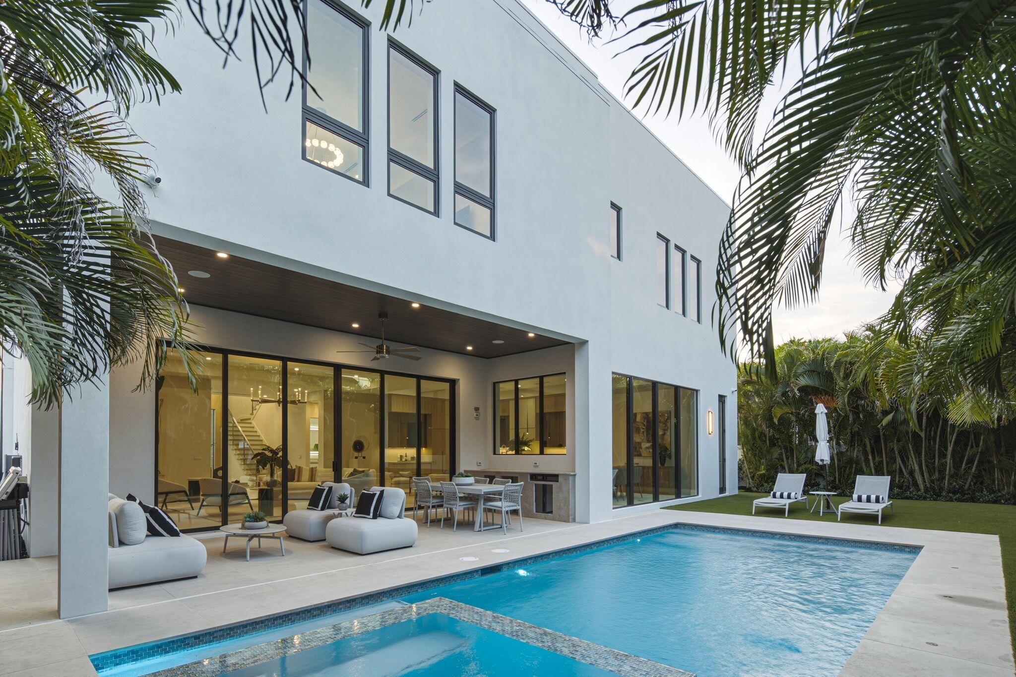 1300 Northeast 4th Court Boca Raton, FL 33432 - Photo 33 of 37 1300 NE 4th Ct Boca Raton FL 87