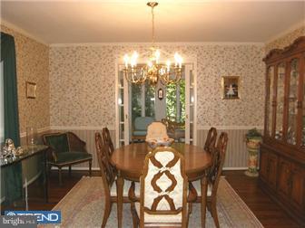 108 Dunns Cove Road Media, PA 19063 - Photo 3 of 12 Dining Room