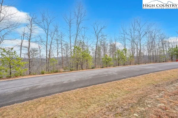 $135,000 | 26 Lavender Lane, Ferguson, NC 28624