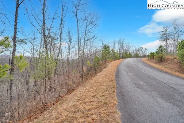 $135,000 | 26 Lavender Lane, Ferguson, NC 28624