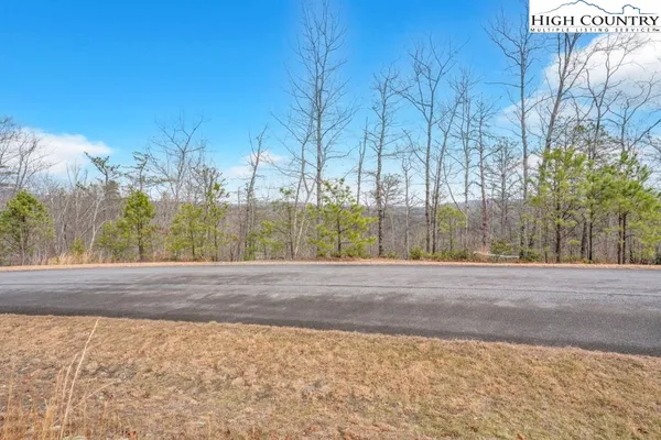 $135,000 | 26 Lavender Lane, Ferguson, NC 28624