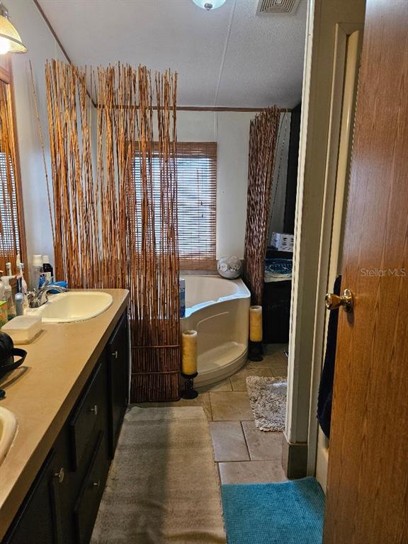 12430 Country Place Road Lakeland, FL 33809 - Photo 15 of 18 Gallery Image 15