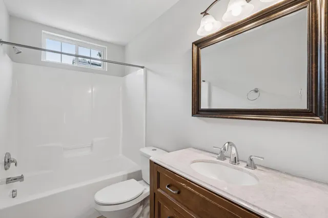 $389,900 | 109 Thomaston Avenue, Summerville, SC 29485