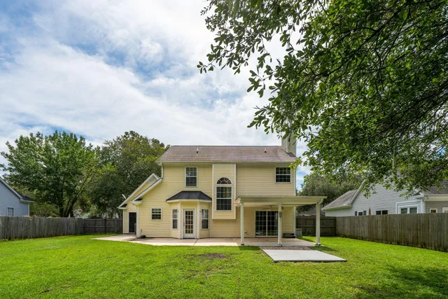 $389,900 | 109 Thomaston Avenue, Summerville, SC 29485