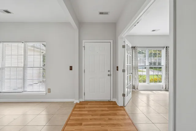 $389,900 | 109 Thomaston Avenue, Summerville, SC 29485