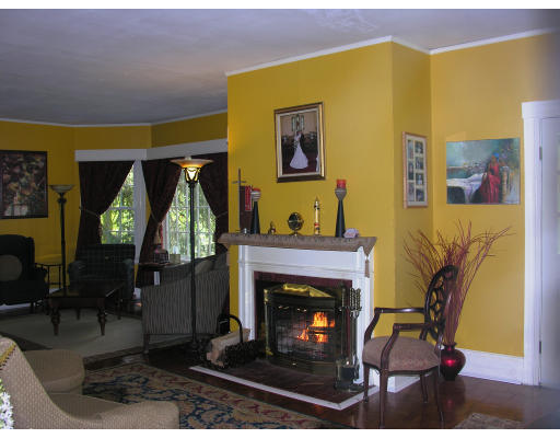 233 Maynard Road Framingham, MA 01701 - Photo 9 of 23 Gallery Image 9
