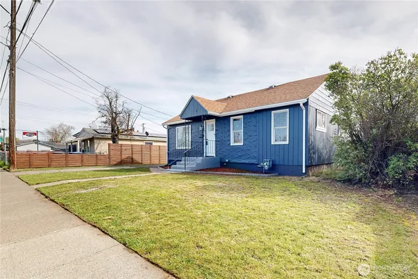 $325,000 | 1572 East Alder Street, Walla Walla, WA 99362