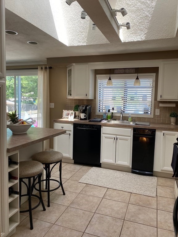 17 Eliot Road Northborough, MA 01532 - Photo 11 of 24 Gallery Image 11