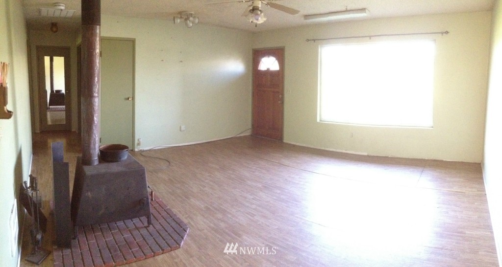 1044 South Bank Road Oakville, WA 98568 - Photo 11 of 20 Gallery Image 11