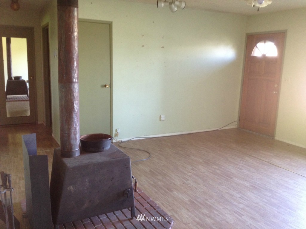 1044 South Bank Road Oakville, WA 98568 - Photo 12 of 20 Gallery Image 12