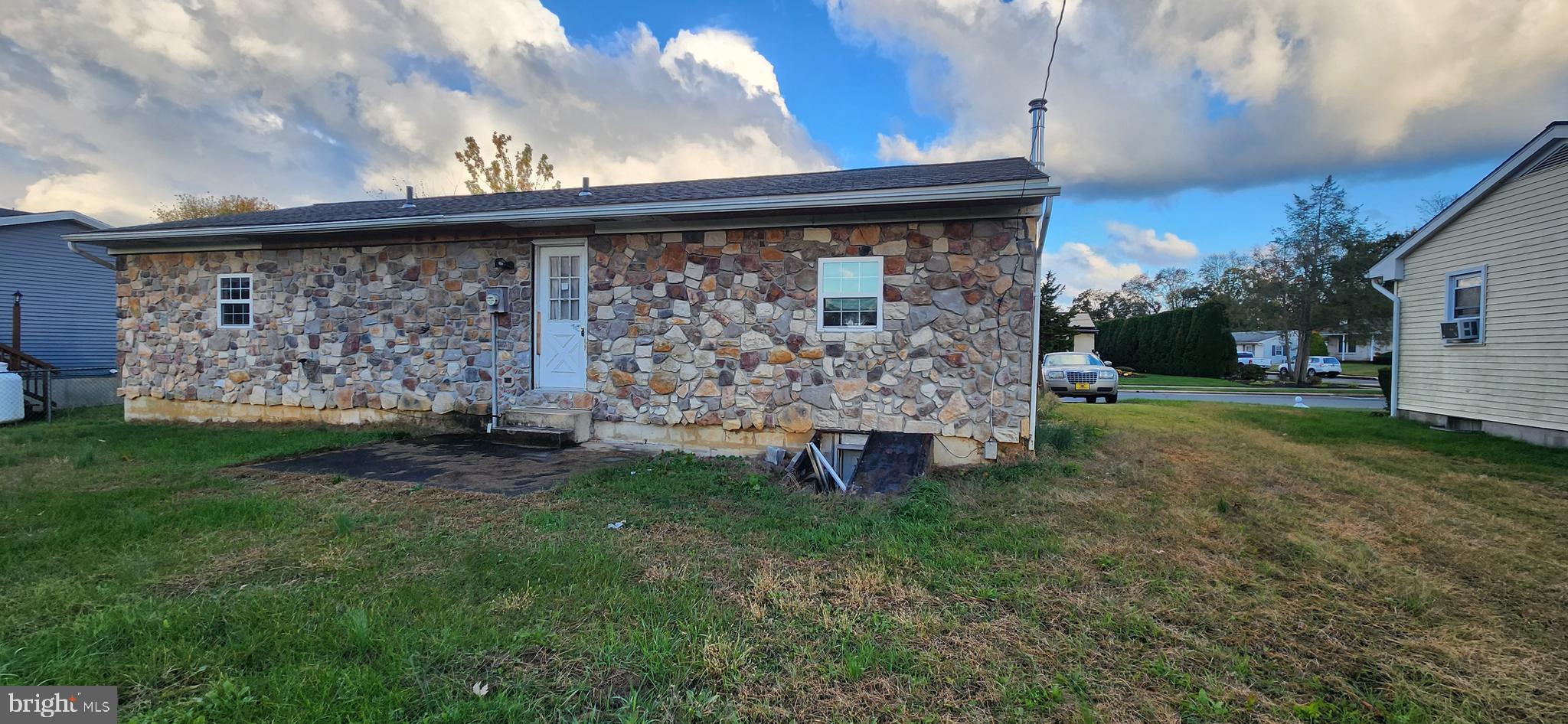 226 Elwyn Avenue Sinking Spring, PA 19608 - Photo 3 of 13 Gallery Image 3