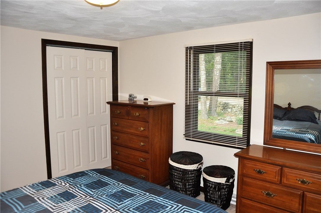 1061 Sisson Road Coventry, RI 02827 - Photo 9 of 11