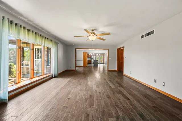 $999,900 | 6813 East Co Road 200 North, Greensburg, IN 47240