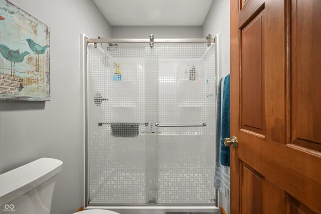 $999,900 | 6813 East Co Road 200 North, Greensburg, IN 47240