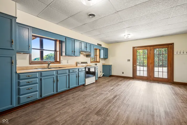 $999,900 | 6813 East Co Road 200 North, Greensburg, IN 47240