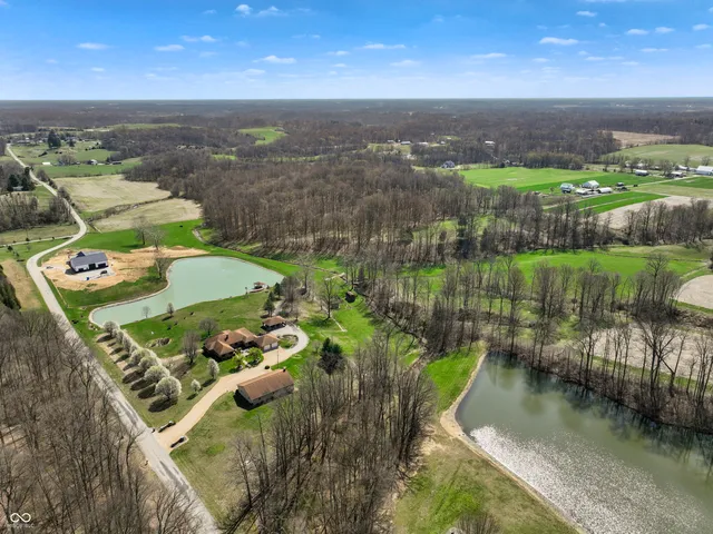 $999,900 | 6813 East Co Road 200 North, Greensburg, IN 47240