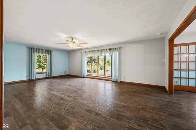 $999,900 | 6813 East Co Road 200 North, Greensburg, IN 47240