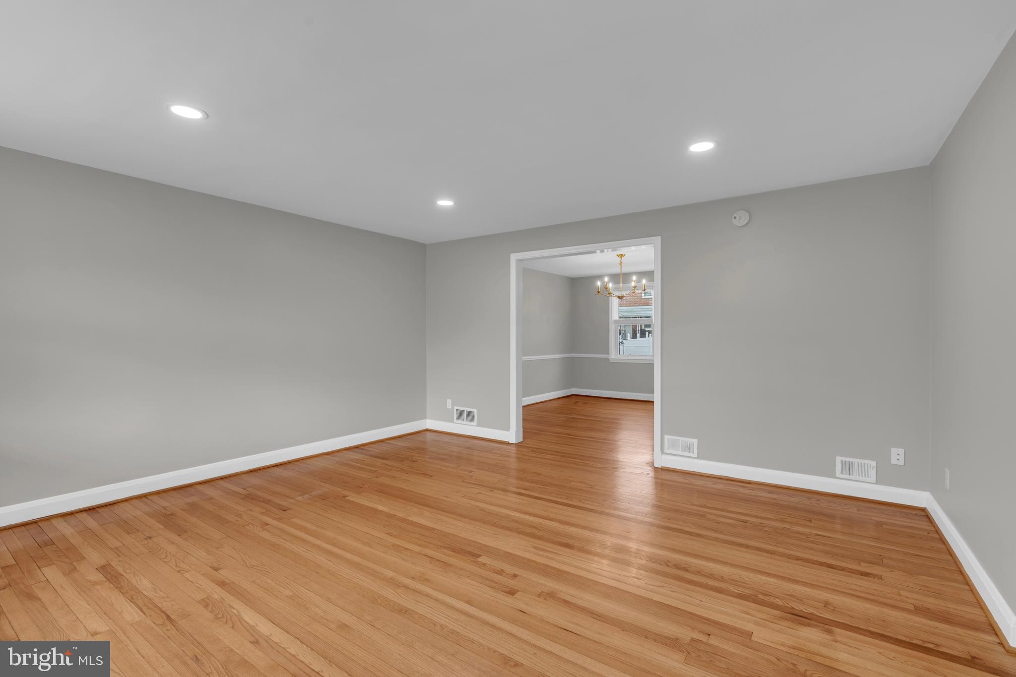 5520 Sagra Road Baltimore, MD 21239 - Photo 6 of 36