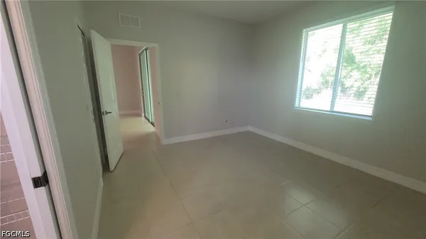 $1,800 | 3208 Southwest 17th Place, Cape Coral, FL 33914