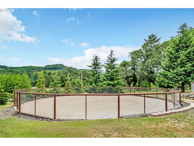 $669,000 | 453 Riverwood Lane, Oakland, OR 97462