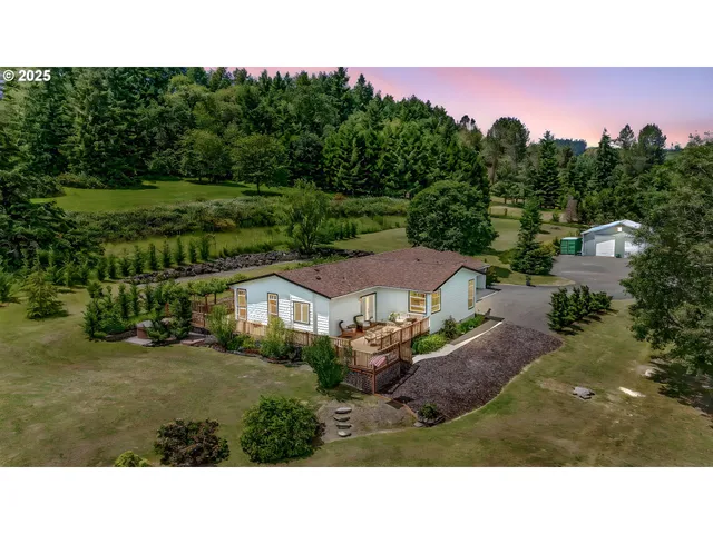 $669,000 | 453 Riverwood Lane, Oakland, OR 97462