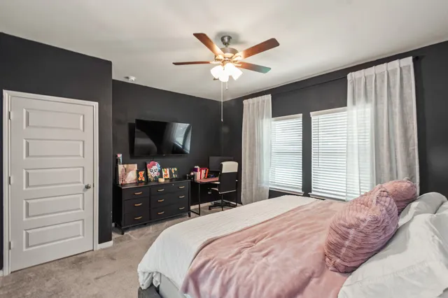 $360,000 | 2715 Fairfield Landing Lane, Pearland, TX 77089