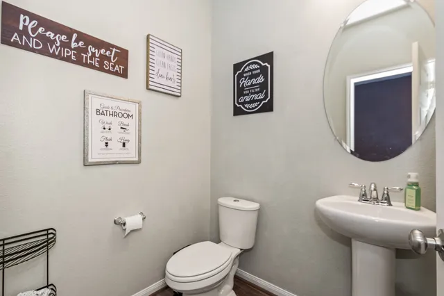 $360,000 | 2715 Fairfield Landing Lane, Pearland, TX 77089