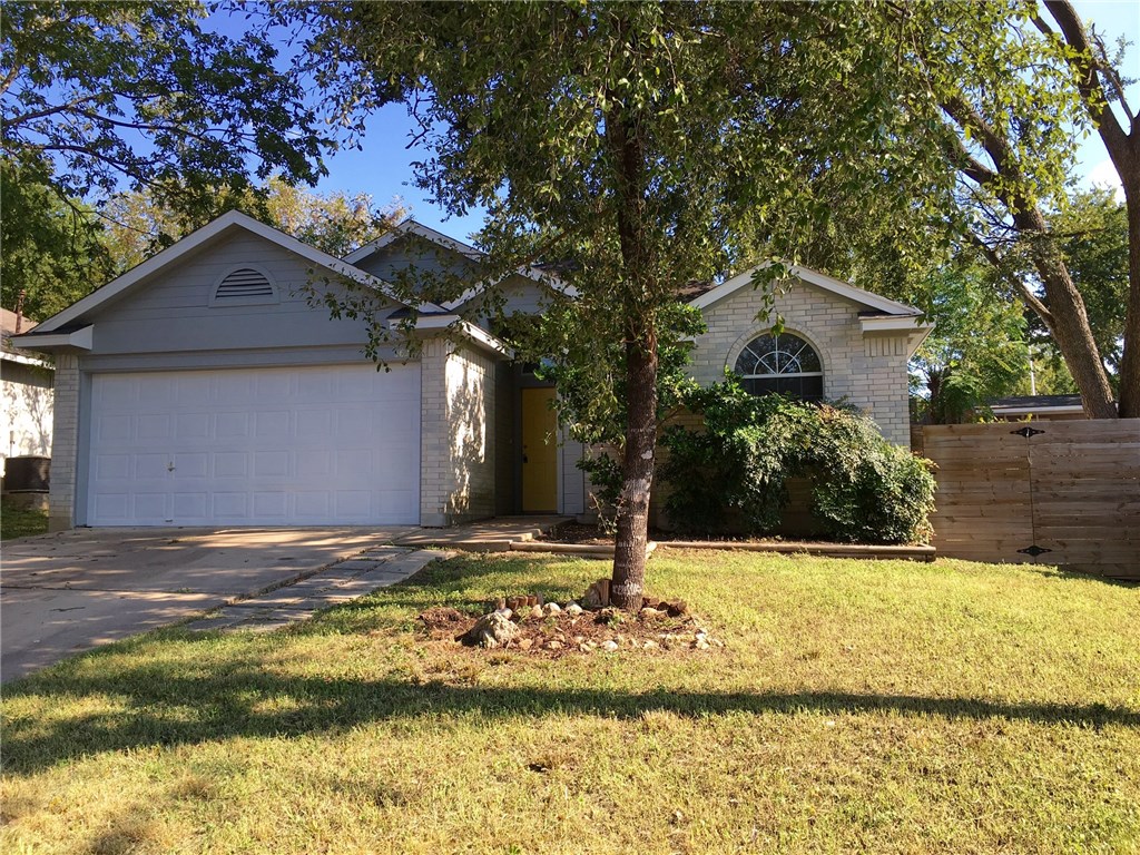 5620 Mesquite Grove Road Austin, TX 78744 - Photo 1 of 1