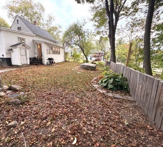 108 R Pratt Street Fitchburg, MA 01420 - Photo 2 of 28