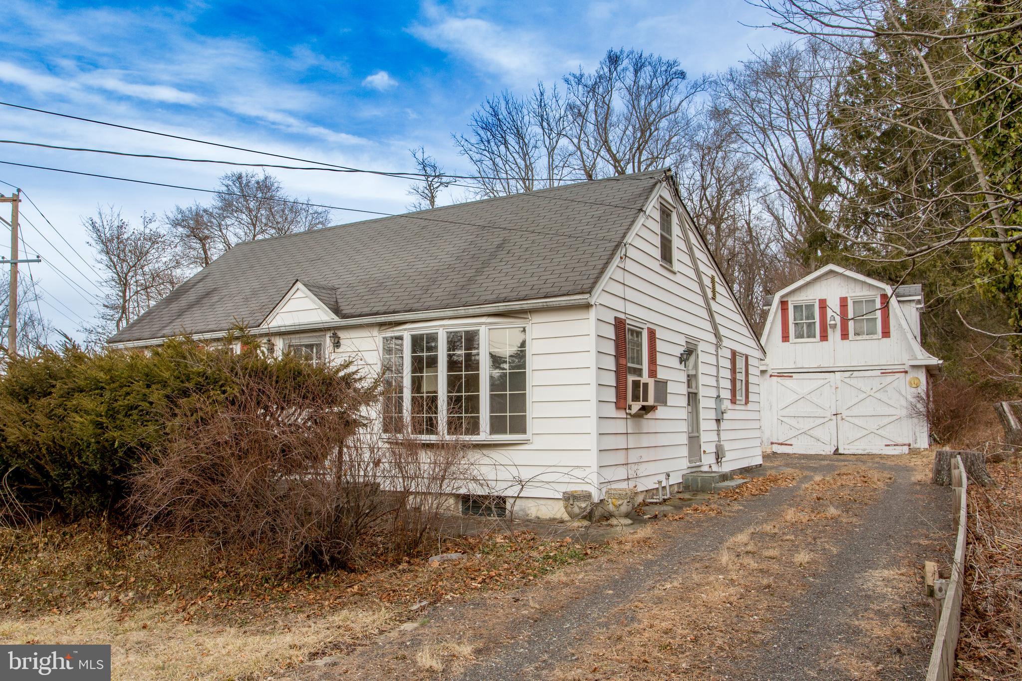 2091 Durham Road New Hope, PA 18938 - Photo 2 of 60 Gallery Image 2