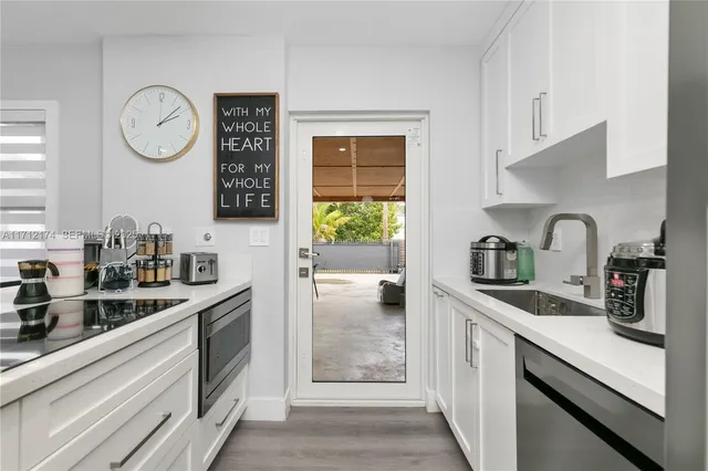 $729,900 | 341 Northwest 67th Avenue, Miami Springs, FL 33166